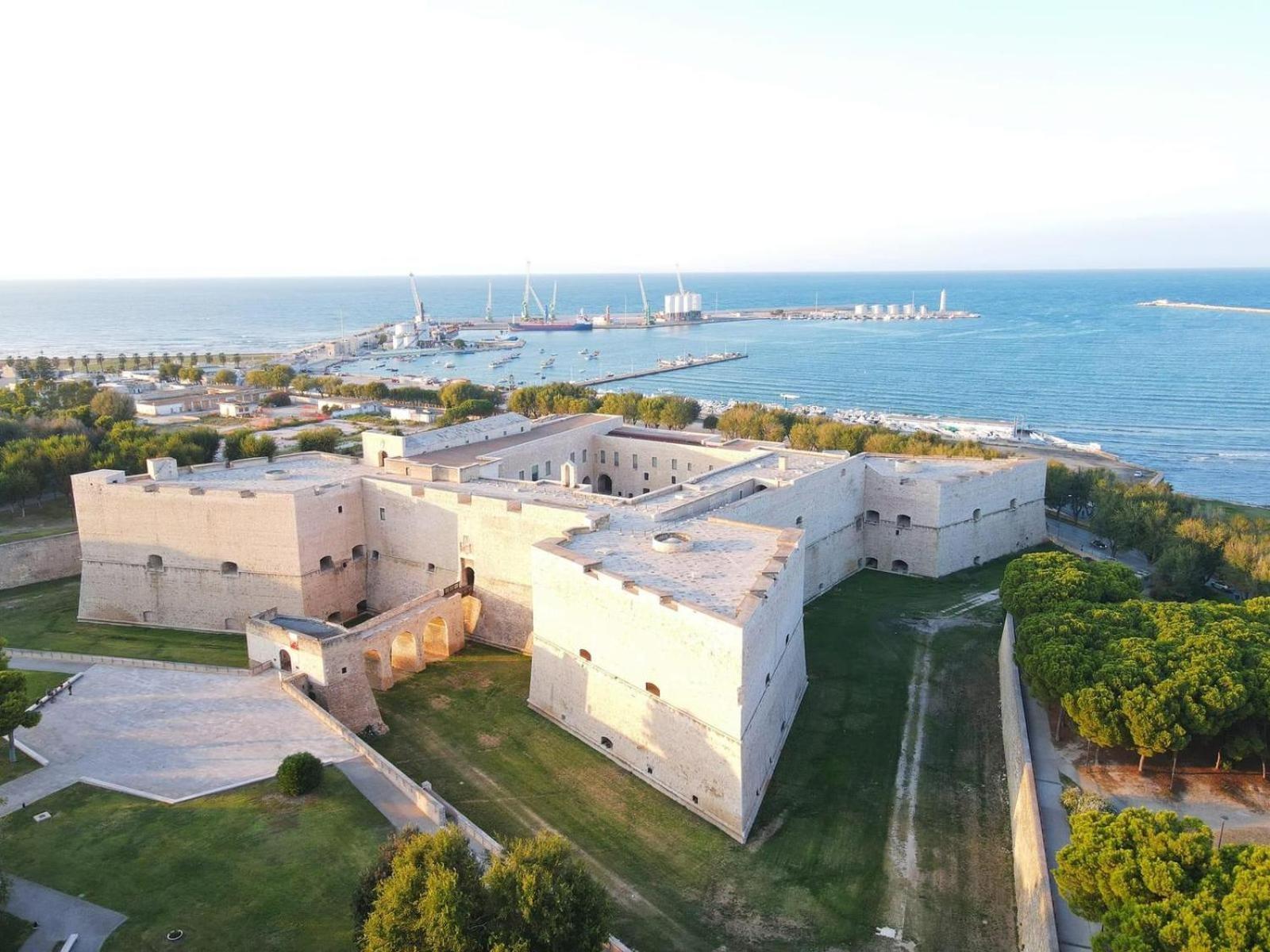 Cd Romanello Barletta Buitenkant foto